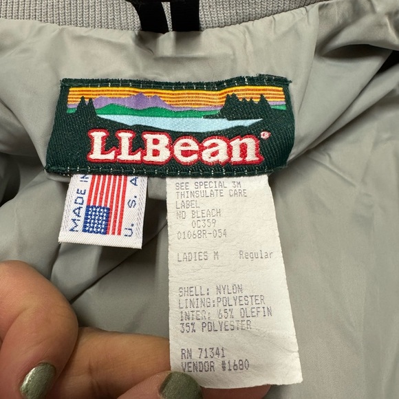 LL BEAN Purple Hooded Jacket with Blue Accents - Picture 3 of 9